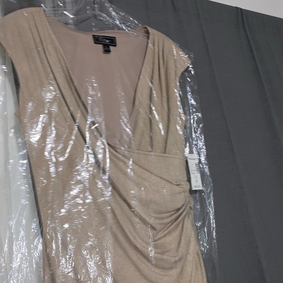 RUCHED DRESS - Picture 2 of 5